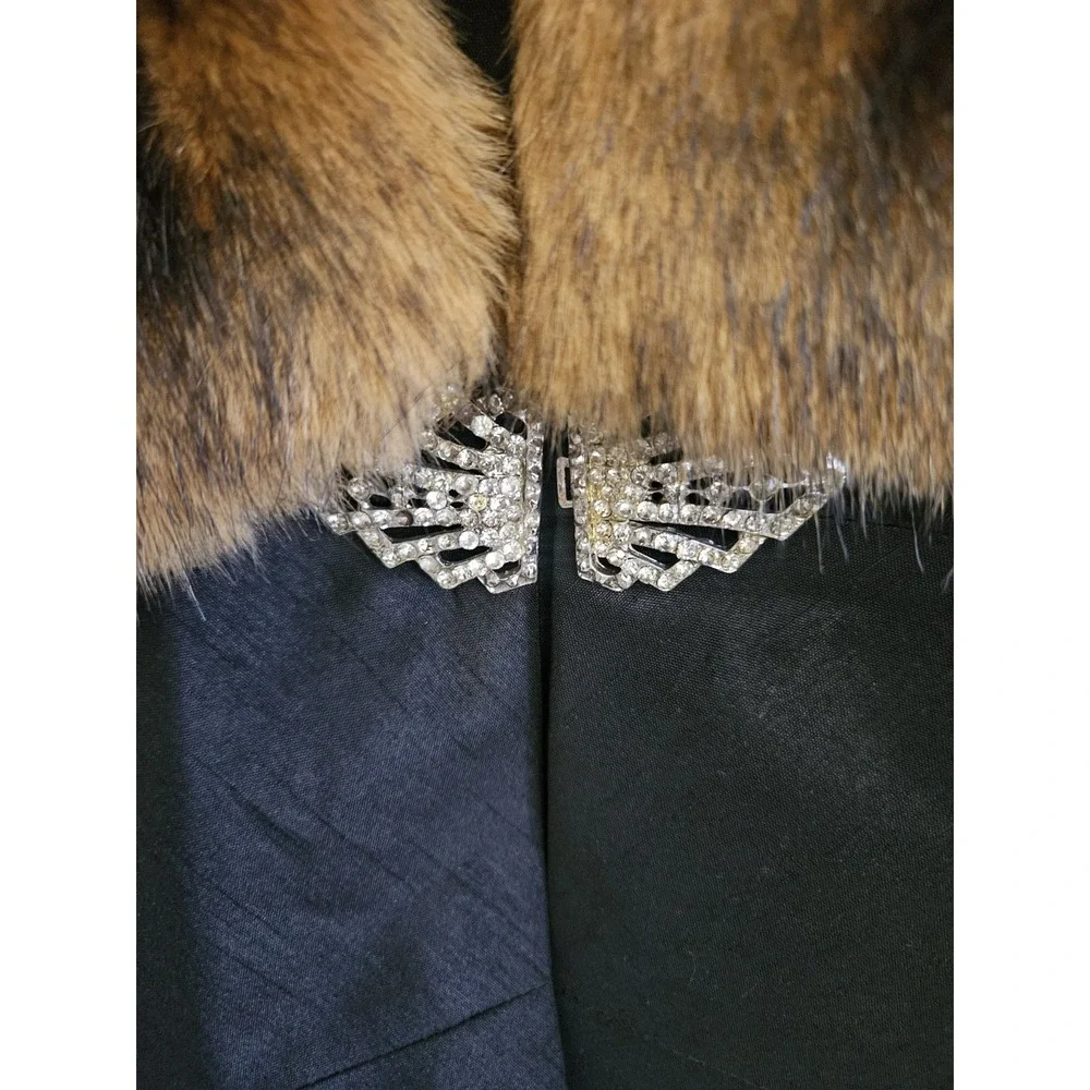 ASHRO Black Blazer Jacket Sz 8 Faux Fur‎ Collar Cuffs Rhinestone Clasp Formal... - Picture 5 of 6